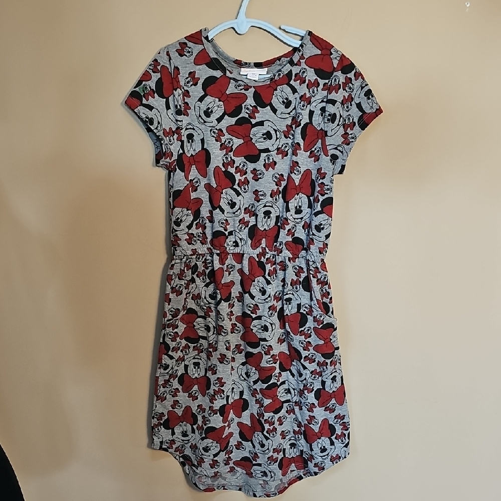 Lularoe Disney Minnie Mouse Gray and Red Allover Print Dress With Pockets!